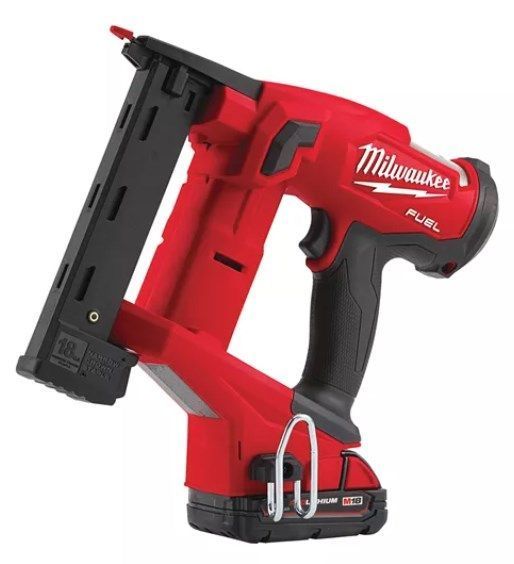 Степлер скобозабивной аккумуляторный MILWAUKEE M18 FUEL FNCS18GS-202X 4933471940 4933471940 фото