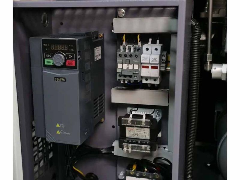 Винтовой компрессор Mast SH-8 Inverter (двигатель на постоянных магнитах) SH-8 inverter фото