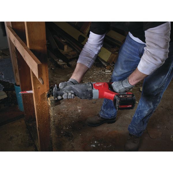 Пила шабельна акумуляторна MILWAUKEE, M18 BSX-402C (ЗП+2ак.Х4Аг+кейс) 4933447285 фото