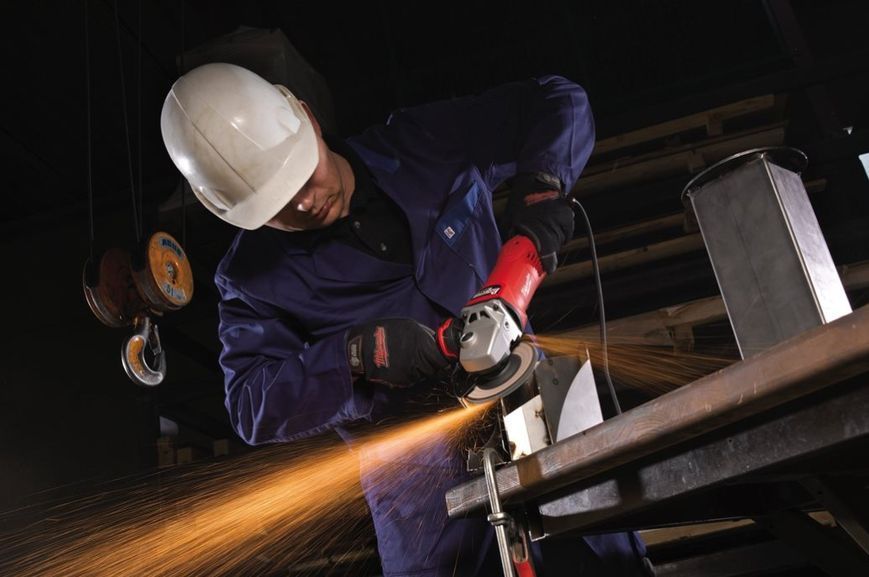 Углошлифовальная машина MILWAUKEE 125 мм AGV 17-125 XC/DMS 4933455140 4933455140 фото