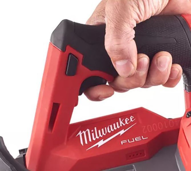 Субкомпактная ленточная пила MILWAUKEE M12 FUEL FBS64-0C 64мм 4933478440 4933478440 фото