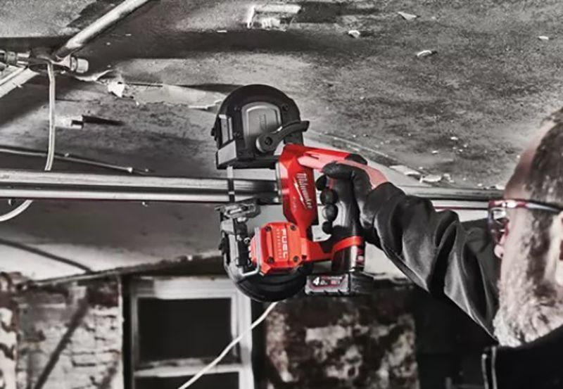 Субкомпактная ленточная пила MILWAUKEE M12 FUEL FBS64-0C 64мм 4933478440 4933478440 фото