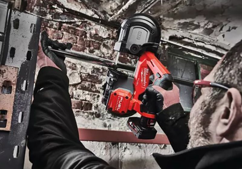 Субкомпактная ленточная пила MILWAUKEE M12 FUEL FBS64-0C 64мм 4933478440 4933478440 фото