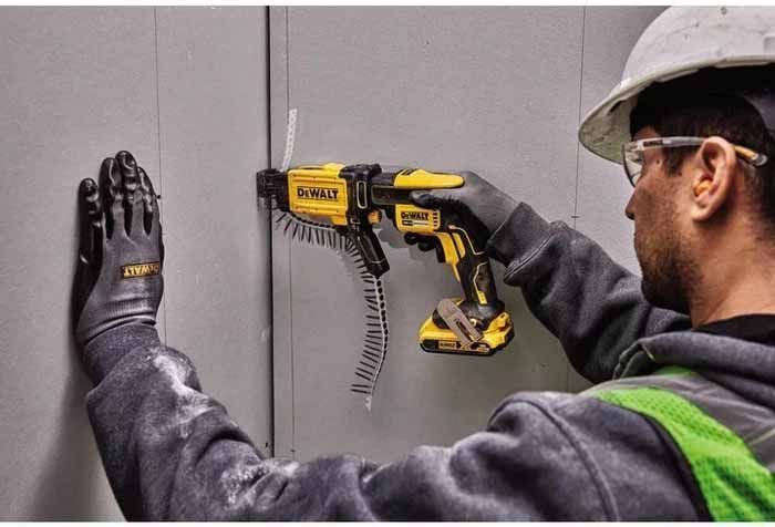 Шуруповерт акумуляторний безщітковий DeWALT DCF620 DCF620 фото