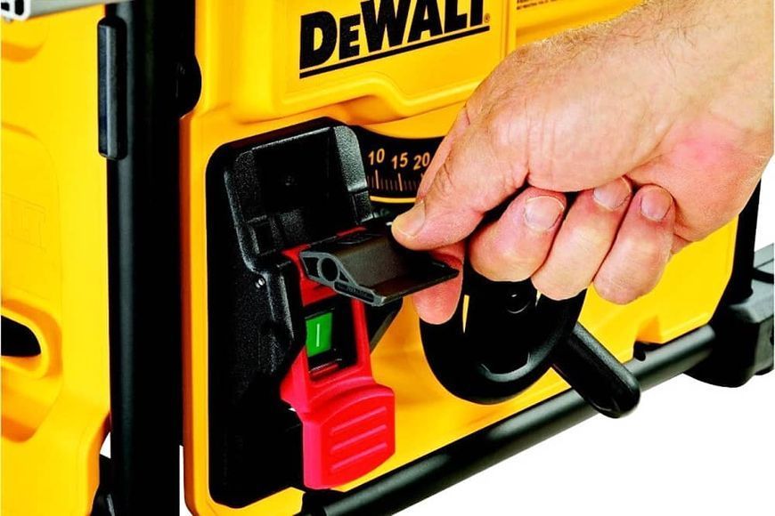 Пила настільна циркулярна DeWALT DWE7485 DWE7485 фото