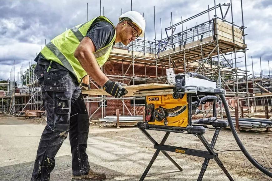 Пила настільна циркулярна DeWALT DWE7485 DWE7485 фото