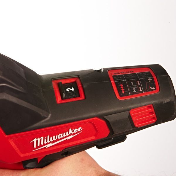 Кабелеріз акумуляторний MILWAUKEE, M12 CC-0 4933431600 фото