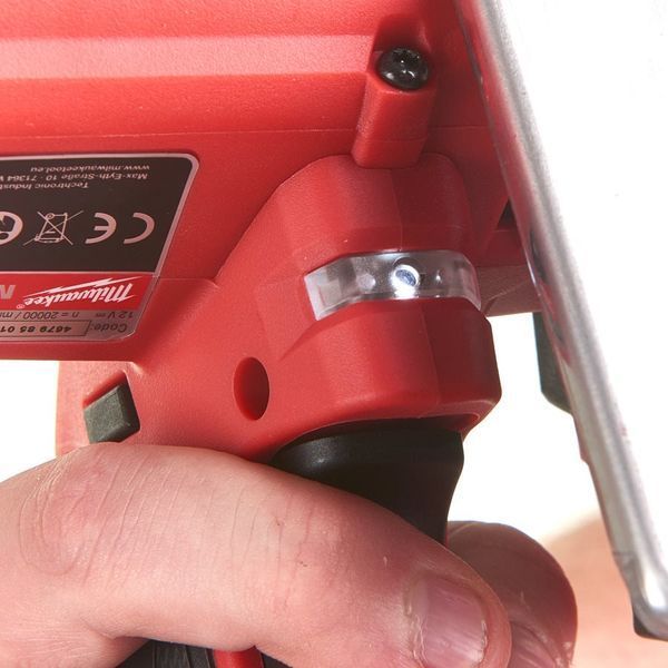 Субкомпактная отрезная многофункциональная машина MILWAUKEE M12 FCOT-422X FUEL 4933464619 (+ заряд.устройство, 2 акум., HD кейс) 4933464619 фото