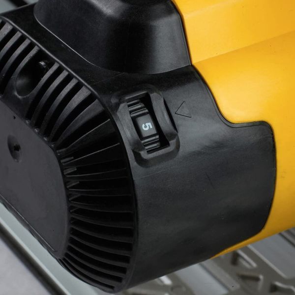 Пила занурювальна DeWalt DWS520KT DWS520KT фото