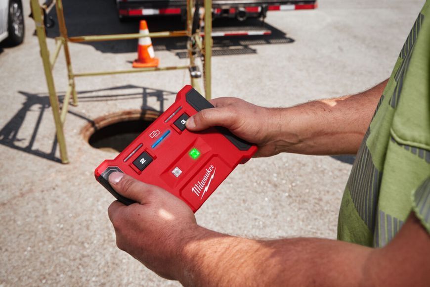 Кабелеріз гідравлічний акумуляторний MILWAUKEE M18 HSFC125R-802C (+зар.пр., 2акум.Х8Аг, кейс) FORGE&trade; 4933499331 фото