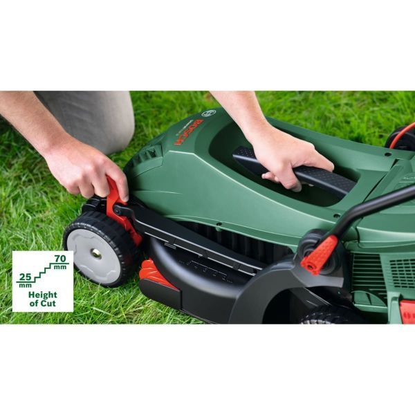 Газонокосарка електрична Bosch UniversalRotak 34-405 06008A6401 фото